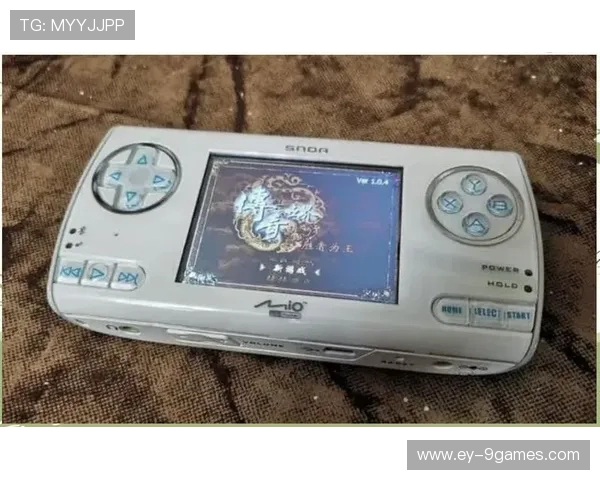 怀旧回忆中的经典之作80后索尼月牙手柄再现游戏黄金时代